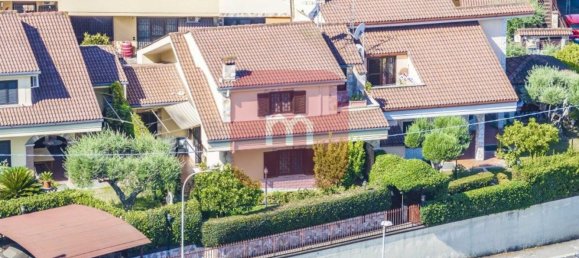 7 غرف نوم فيلا في Guidonia Montecelio, Italy رقم 370829 14