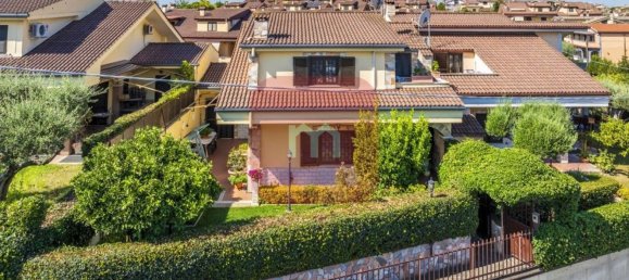 7 غرف نوم فيلا في Guidonia Montecelio, Italy رقم 370829 16