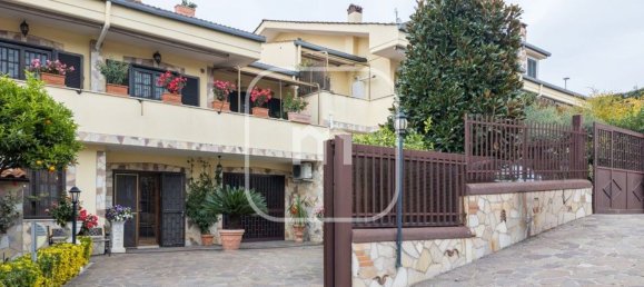 7 غرف نوم فيلا في Guidonia Montecelio, Italy رقم 370829 28