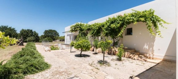 5 bedrooms Villa in Ostuni, Italy No. 64423 6