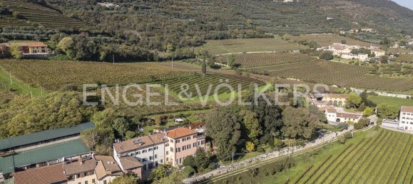 Apartamento de 2 dormitorios en Verona, Italy No. 102135 3