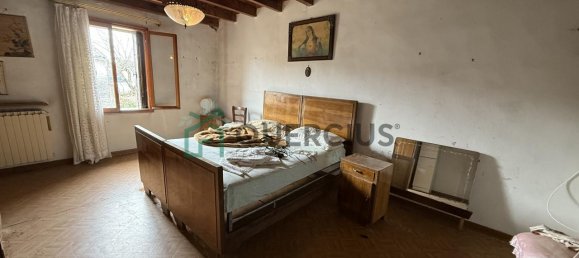 6 rooms House in Zimella, Italy No. 13732 5