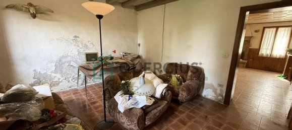 6 rooms House in Zimella, Italy No. 13732 4