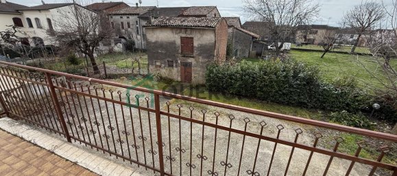 6 rooms House in Zimella, Italy No. 13732 32