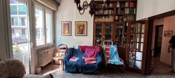 4 bedrooms Apartment in Florence, Italy No. 317257 18