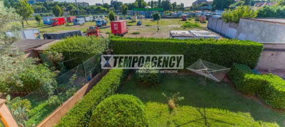 3 rooms Apartment in Milan, Italy No. 258153 16