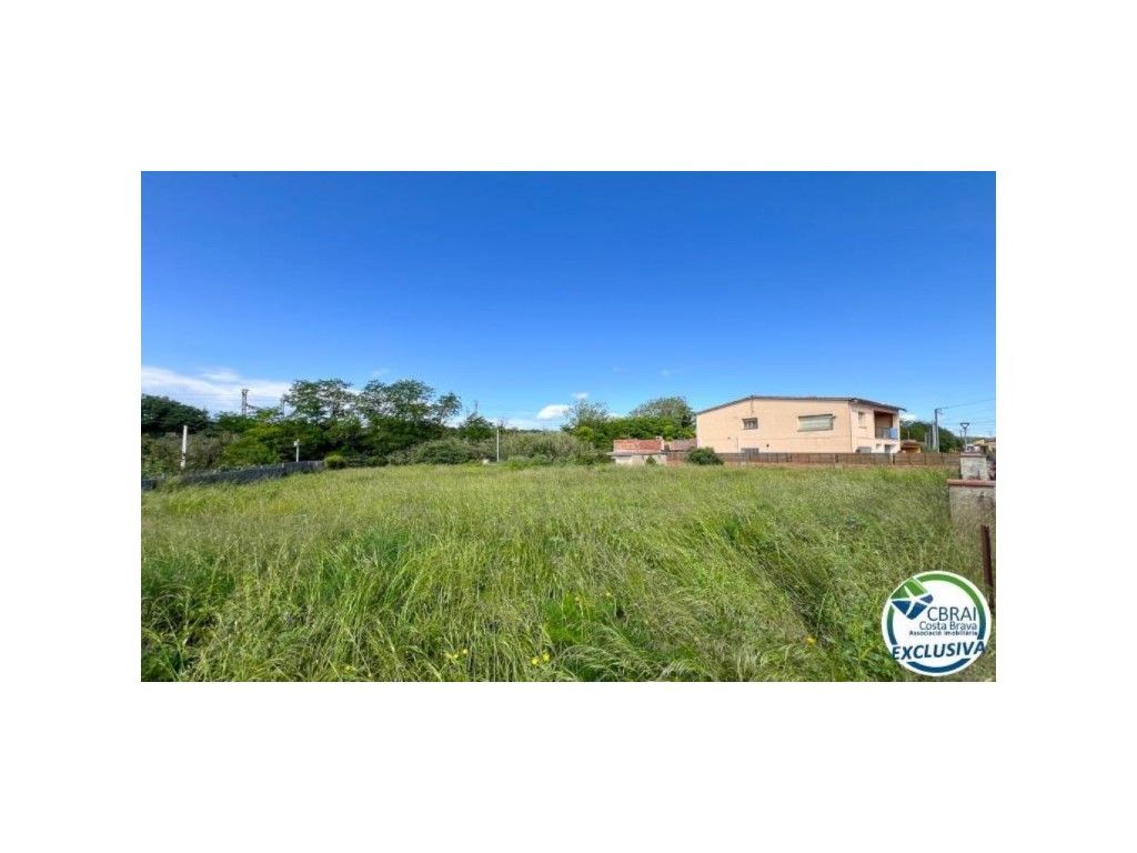  قطعة أرض في Girona, Spain 488متر مربع رقم 198989