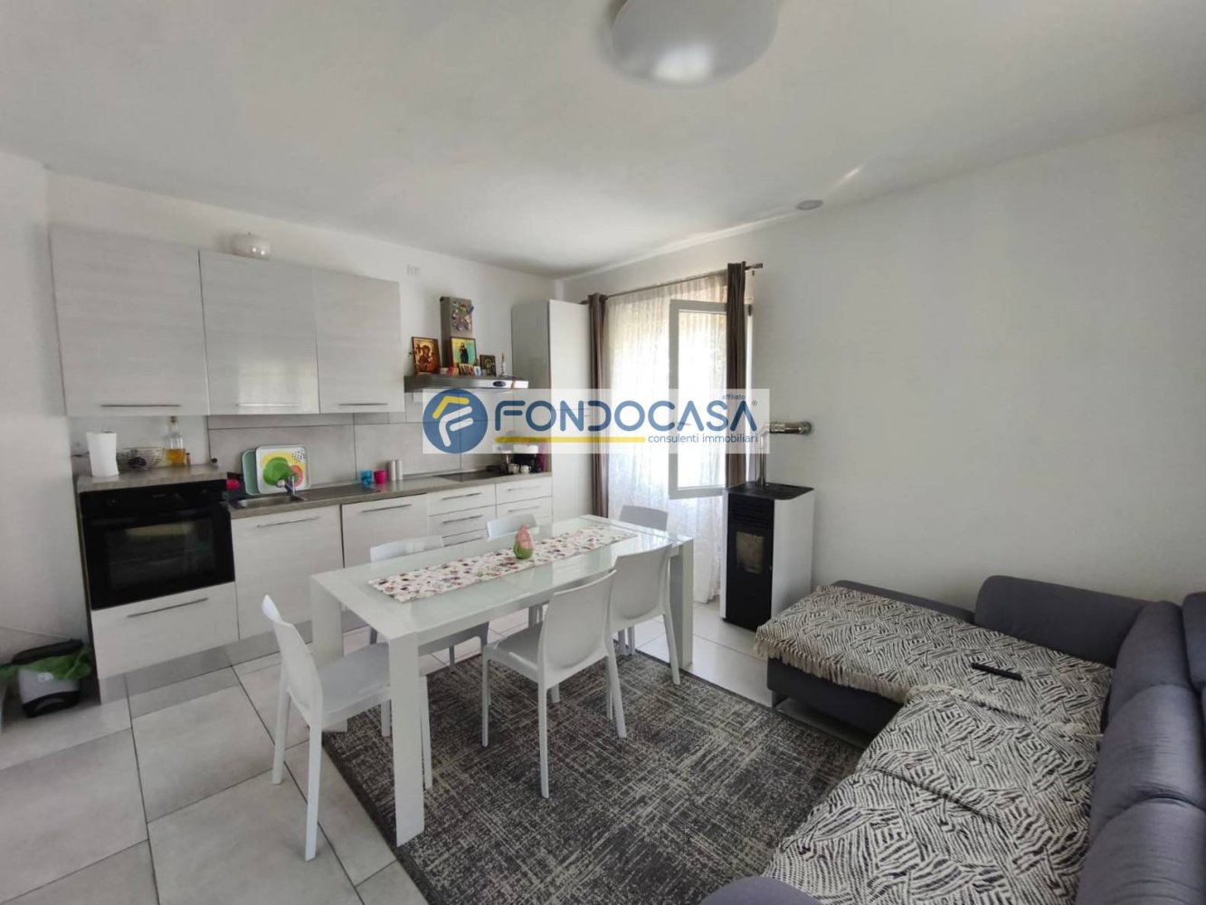 4 rooms Villa in Soiano del Lago, Italy No. 350278