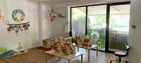 12 rooms Commercial property in Munich, Germany No. 228310 2