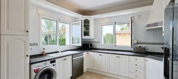 4 bedrooms Villa in Alicante, Spain No. 172746 20