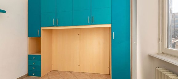 4 rooms Apartment in Turin, Italy No. 12680 21