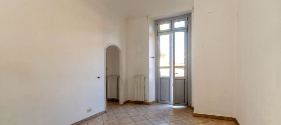 4 rooms Apartment in Turin, Italy No. 12680 7