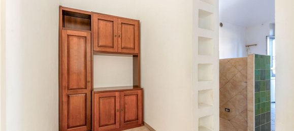 4 rooms Apartment in Turin, Italy No. 12680 14