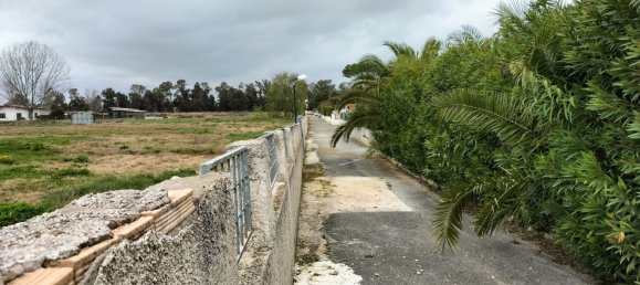  Land in Terracina, Italy No. 255960 3