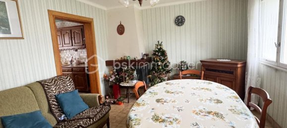 3 غرف نوم منزل في Saint-Pierre-la-Cour, France رقم 96511 9