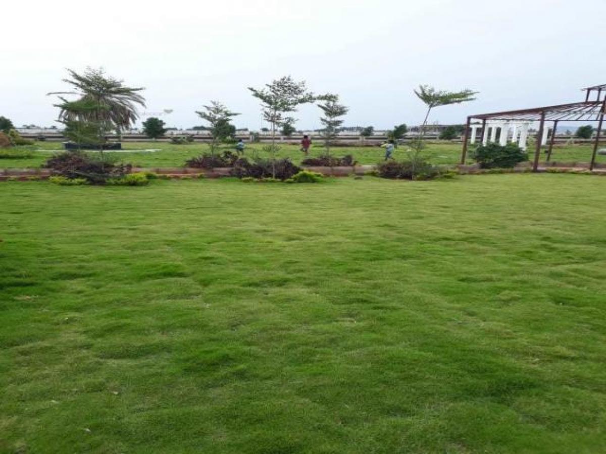  Land in Guntur, India No. 35329