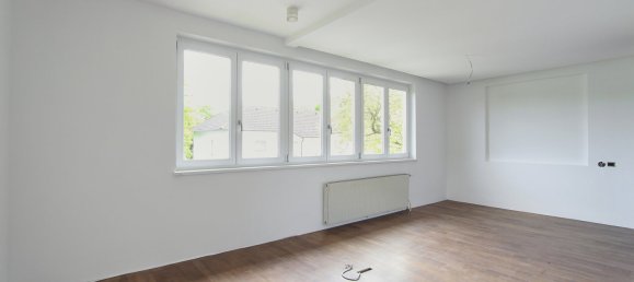 320m² Office in Hinterbruhl, Austria No. 133171 10