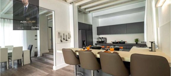 4 غرف نوم فيلا في Sirmione, Italy رقم 124974 13