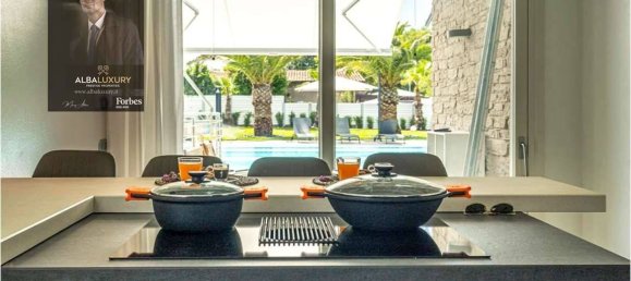 4 غرف نوم فيلا في Sirmione, Italy رقم 124974 34