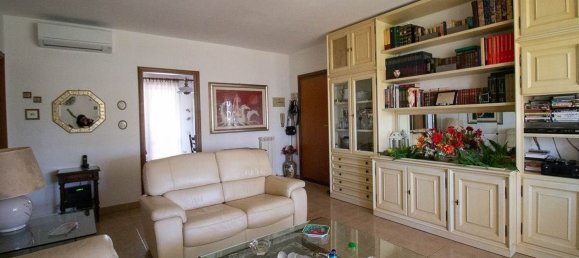 5-Zimmer Wohnung in Grosseto, Italy, Nr. 287659 4