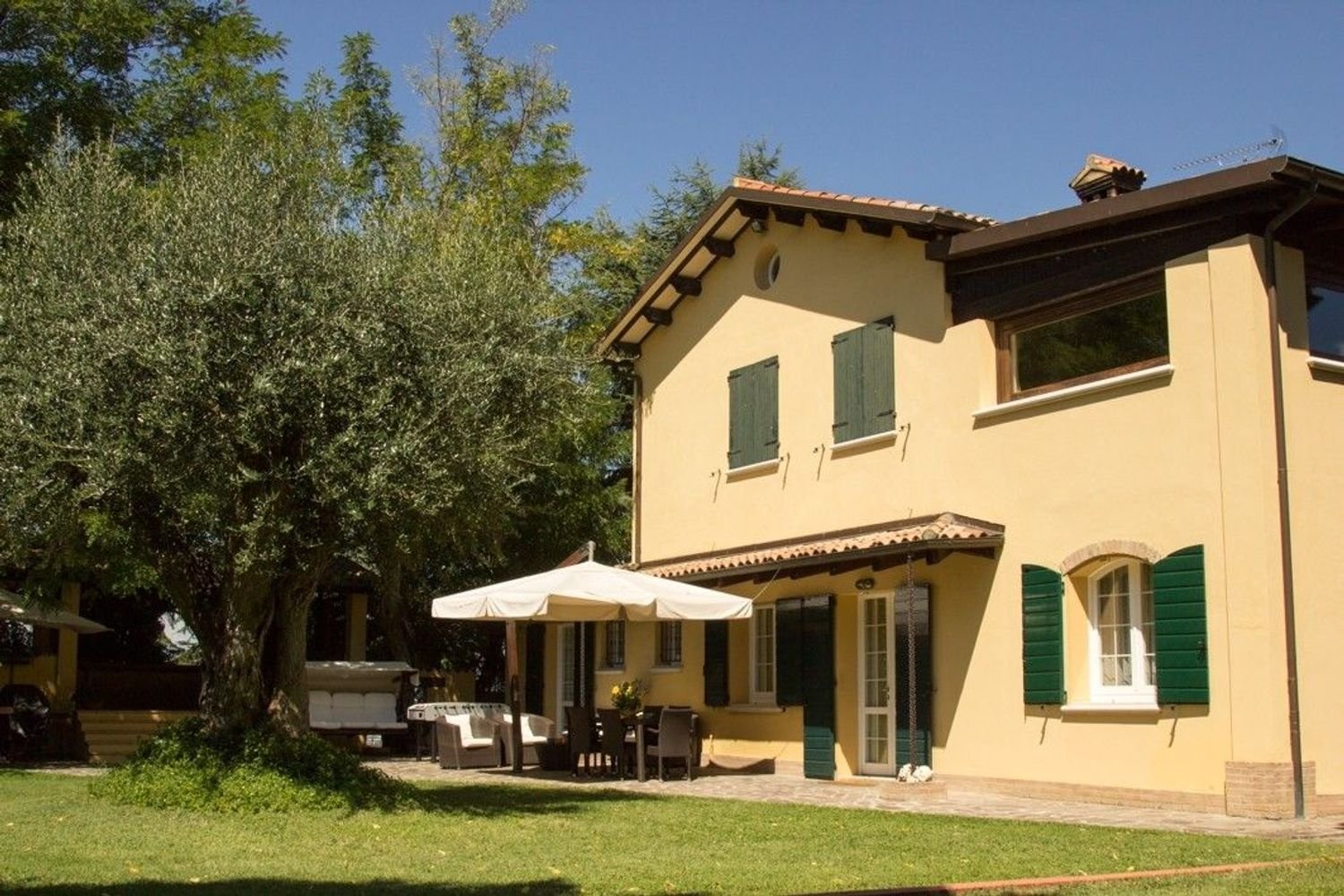 10 rooms Villa in Cesena, Italy No. 121415