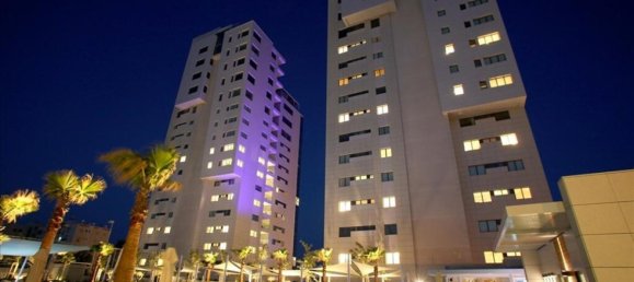 3 bedrooms Apartment in Nicosia, Cyprus No. 13196 15