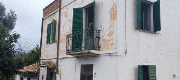 5 rooms House in Sant'Eusanio del Sangro, Italy No. 144723 9