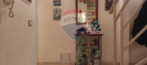 Дом с 3 комнатами в Нойкаттаро, Италия № 167663 7