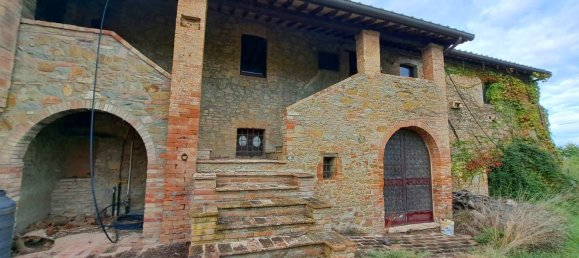 14 rooms House in Magione, Italy No. 126535 5