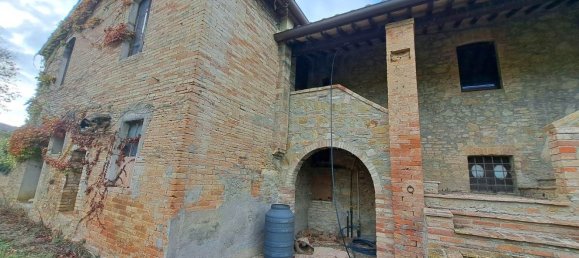14 rooms House in Magione, Italy No. 126535 6
