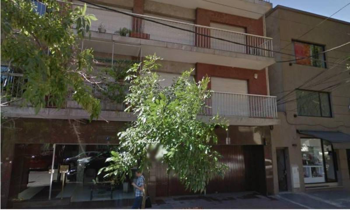 4 bedrooms Apartment in Lanus, Argentina No. 3376