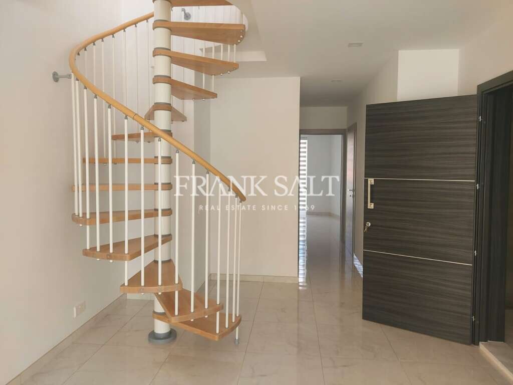 Bureau à Attard, Malta 70m² No. 12323