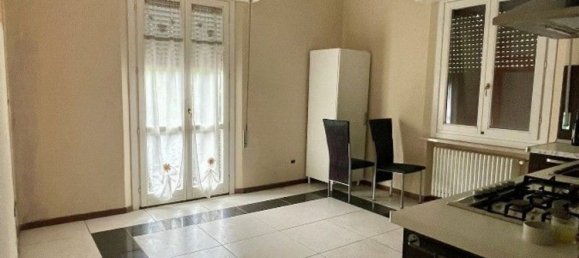 Квартира с 4 спальнями в Реджо Эмилия, Италия № 336210 3