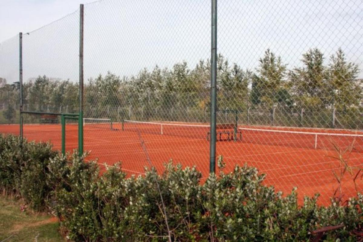  قطعة أرض في Berazategui, Argentina رقم 36677