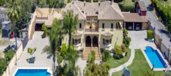 10 bedrooms House in La Quinta, Spain No. 38868 4