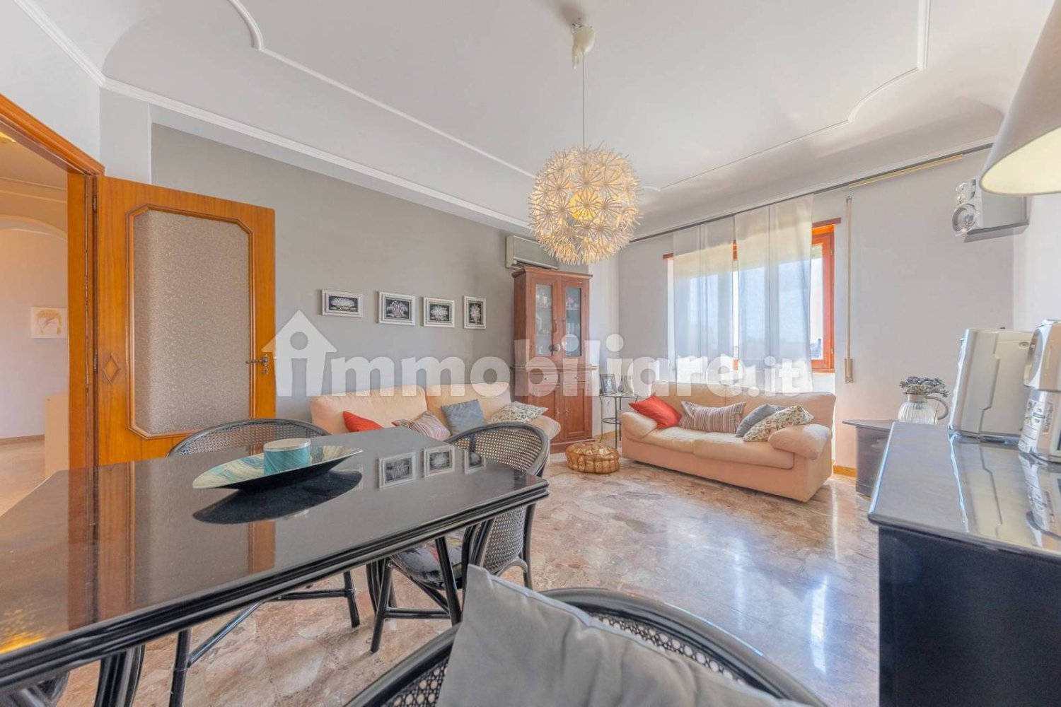 3 Schlafzimmer Wohnung in Fiumicino, Italy, Nr. 284634