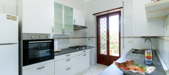 2 Schlafzimmer Wohnung in Rome, Italy, Nr. 272675 18