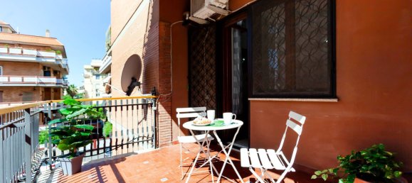 2 Schlafzimmer Wohnung in Rome, Italy, Nr. 272675 6