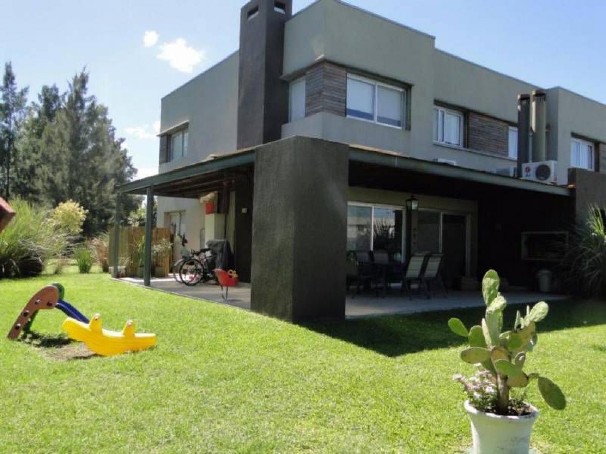 Casa T3 em Tigre, Argentina N.º 51267