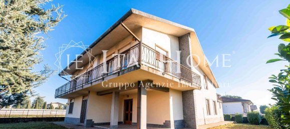 10 rooms Villa in Treviglio, Italy No. 265999 8