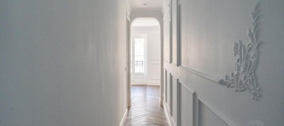 Apartamento de 3 dormitorios en Madrid, Spain No. 193669 10