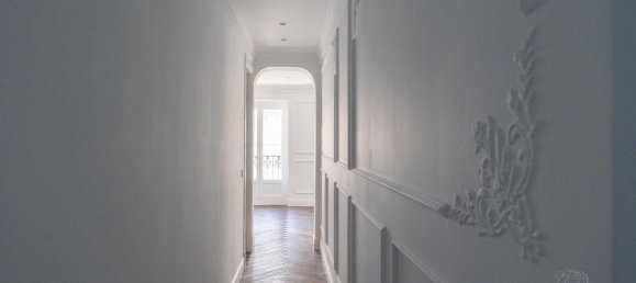 Apartamento de 3 dormitorios en Madrid, Spain No. 193669 12