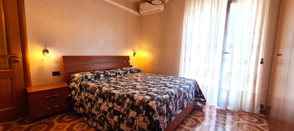 3 rooms Apartment in Albenga, Italy No. 272377 10