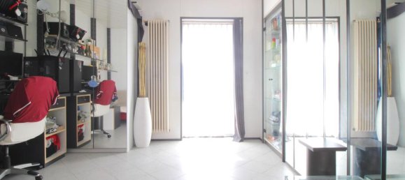 2 rooms Commercial property in Brandizzo, Italy No. 160059 19