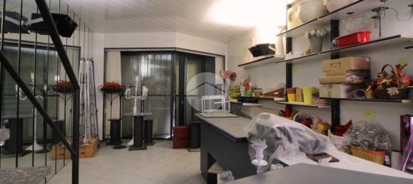 2 rooms Commercial property in Brandizzo, Italy No. 160059 6