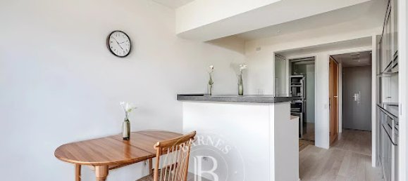 3 bedrooms Apartment in Yvelines, France No. 165520 2