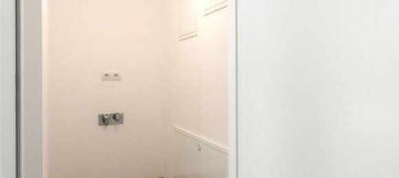 3-salle Parking à Meidling, Austria No. 233252 14