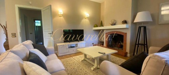 6 rooms Villa in Forte dei Marmi, Italy No. 38979 6