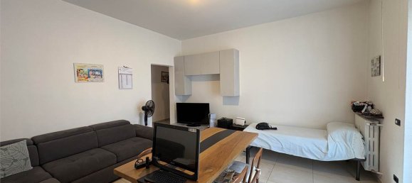 2 bedrooms Apartment in Busto Arsizio, Italy No. 310180 8