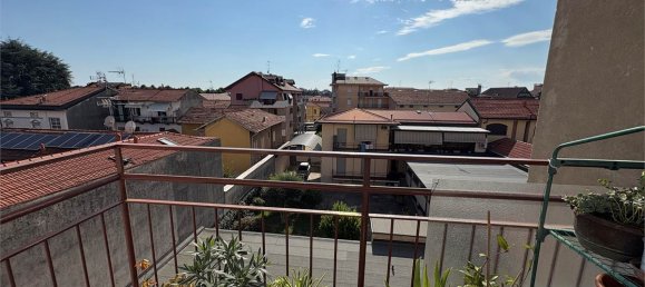 2 bedrooms Apartment in Busto Arsizio, Italy No. 310180 28